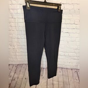 Athleta Black Elation Capri Leggings